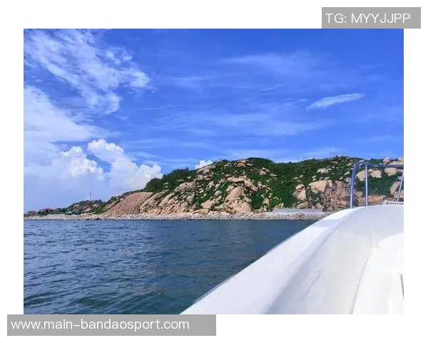 拉什福德分享海钓乐趣笑容灿烂展现多彩业余生活