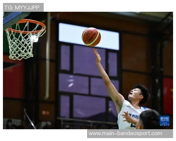 加尔扎强调快节奏与专注并重打造聪明拼抢积极的篮球风格 加尔扎强调快节奏与专注并重打造聪明拼抢积极的篮球风格