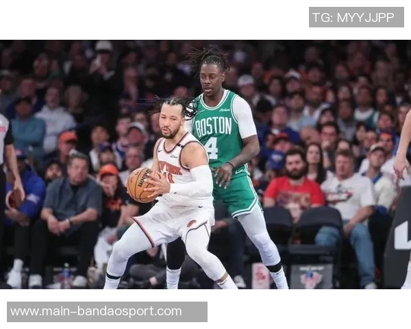 比卢普斯透露季前赛策略霍勒迪首战下半场缺席或调整先发阵容