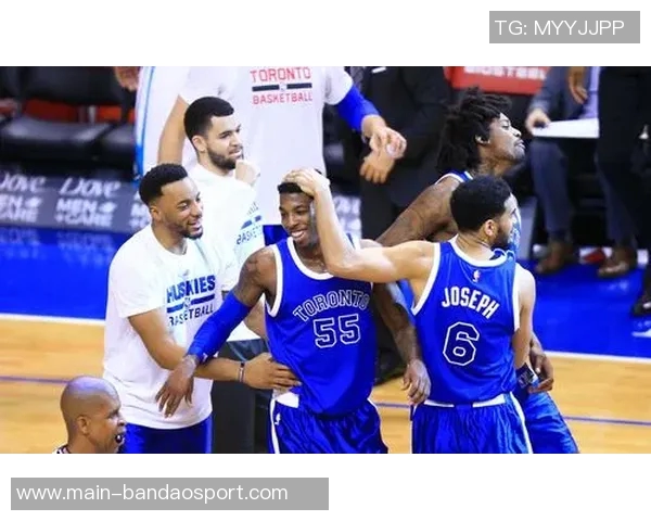 黄蜂队正式签约阿肯色大学中锋乔纳斯艾杜期待新赛季表现