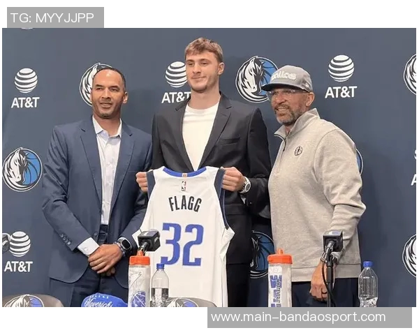 弗拉格需提升进攻侵略性打控卫并非最佳解决方案 弗拉格需提升进攻侵略性打控卫并非最佳解决方案