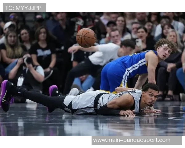 文班在新赛季展现惊人表现两场比赛均零失误令人惊叹