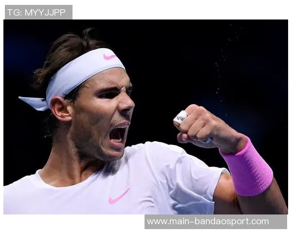 多夫比克点球失误连连苏莱替罚仍遭扑救无缘帽子戏法