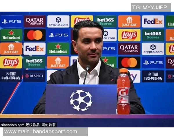 马雷斯卡面临战术质疑内外部压力让他倍感压力